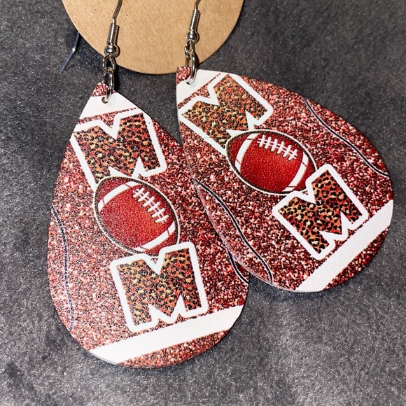 Football 🤎 🏈 🤎Mom Earrings! Vegan Leather - Picture 1 of 4